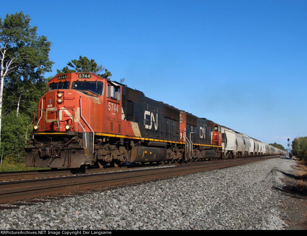 CN 5744 M34441-21 (2)